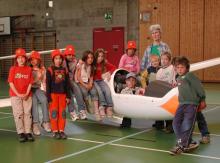 Samira Stefania Katya Fabienne Samuel Lea Manuel Sara Davide Benjamin Lea mit Elsbeth und Andy
